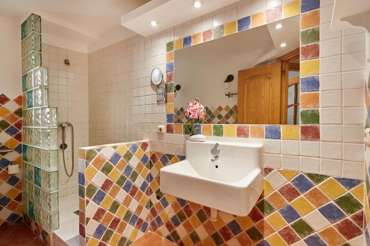 Tuapartamento Centro Estafeta Deluxe Apartment Пампона Екстериор снимка
